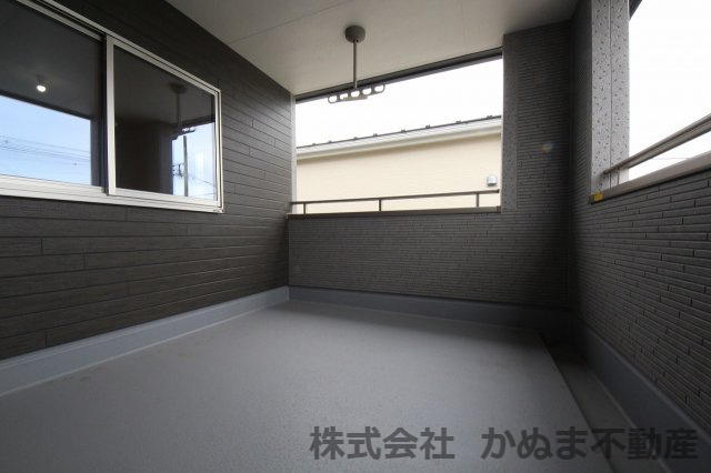 Livele Garden.S 第1栃木都賀町平川のバルコニー|〇バルコニー〇
屋根のある広々したバルコニーです。/2026.8.3撮影