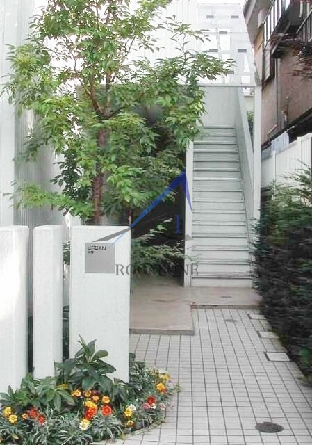 アーバン荻窪のエントランス|エントランスです。
