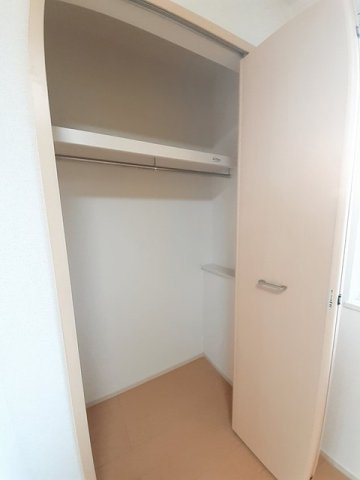 セレナーデＡの収納|小物を収納するのに便利です
