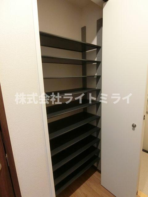 ルミナスフラットの収納|シューズボックス