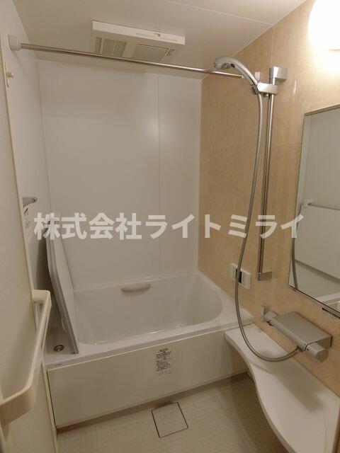 ルミナスフラットの浴室|バス