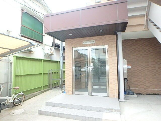 カーサフローラのエントランス