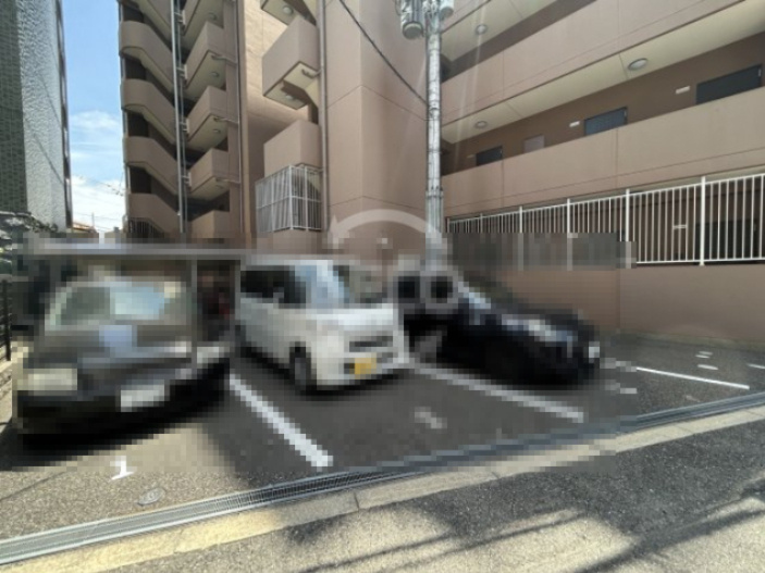 エスリード新大阪コンフォールⅠ番館の駐車場|駐車場