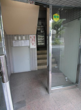 【エントランス】