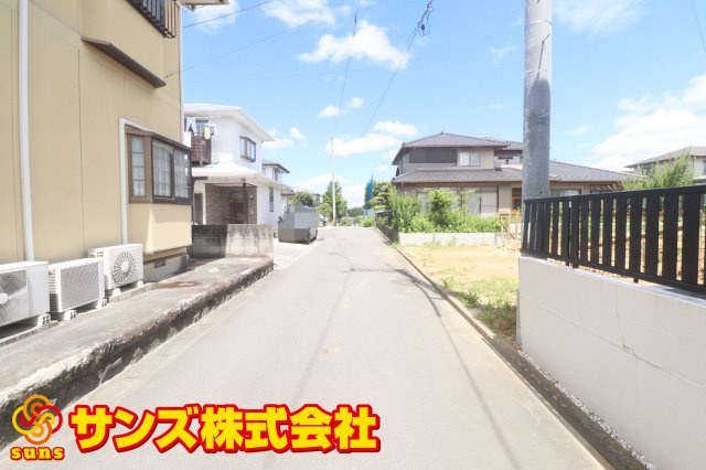 須賀川市朝日田　　　　２号棟　　須賀川第3小学校、須賀川第３中学区の外観|西側前面道路