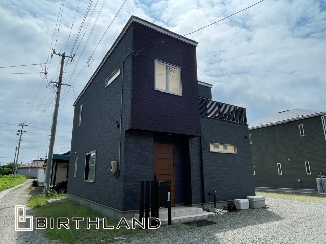 中古戸建・中古住宅　福島市町庭坂柿ノ下　庭坂小学校・吾妻中学校の外観|太陽光搭載・オール電化住宅です！お気軽にお問い合わせください！