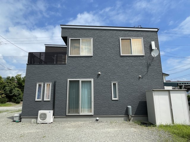 中古戸建・中古住宅　福島市町庭坂柿ノ下　庭坂小学校・吾妻中学校の外観