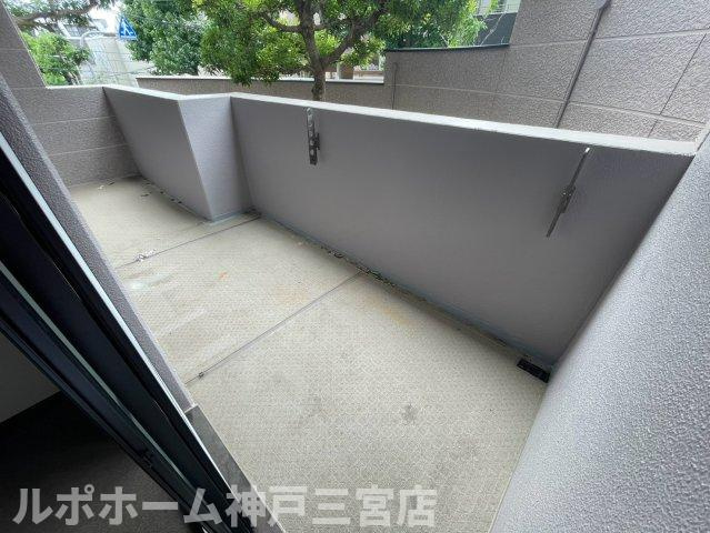 パーク・ハイム神戸熊内町のバルコニー