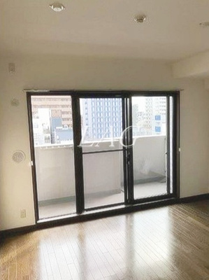 【居間・リビング】 | レクセルプラザ西川口 | 洋室のお部屋です。