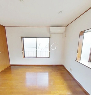 【居間・リビング】 | ル・ソレイユ | 洋室のお部屋です。