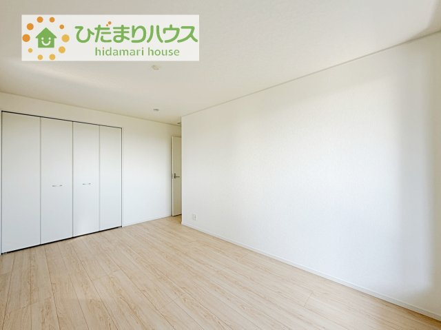 【寝室】 | 土浦市中村南第11　新築戸建　5号棟 | ゆとりのある主寝室！ご家族全員で寝れちゃいます(^^♪