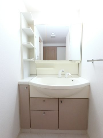 【独立洗面台】 | ライオンズマンション千葉グランドタワー