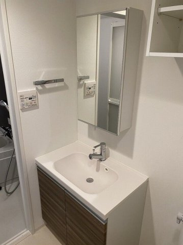 メイクスデザイン西馬込の洗面所