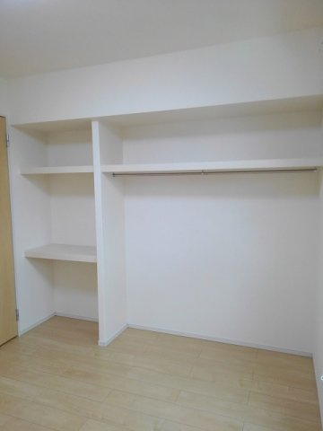 ドゥース　レシ　Ｂの収納|大きなものも収納できそうです