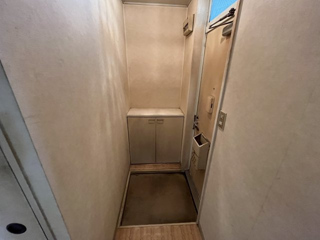 スカイコーポの玄関
