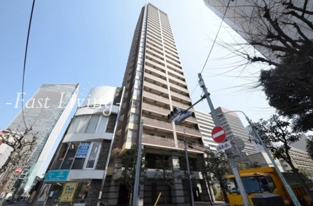 パークキューブ愛宕山タワーの外観