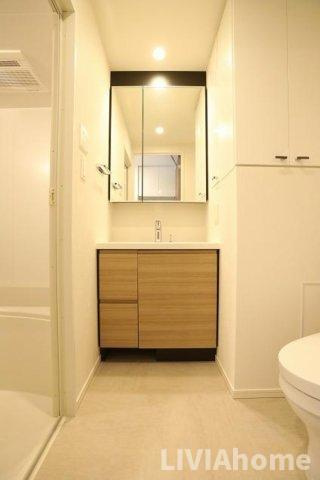 港区海岸３丁目の賃貸マンションの独立洗面台