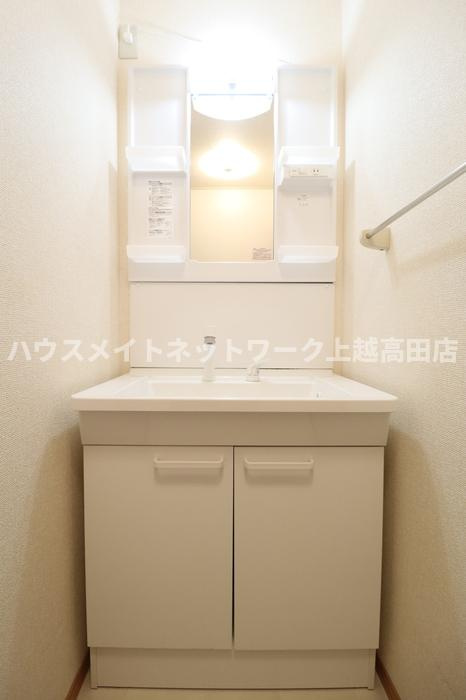 ロイヤルフローリッシュの洗面所|洗髪洗面化粧台
