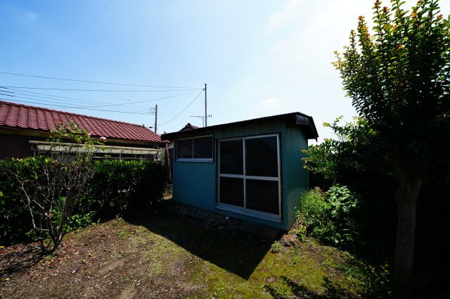 藤岡市下栗須中古住宅の庭