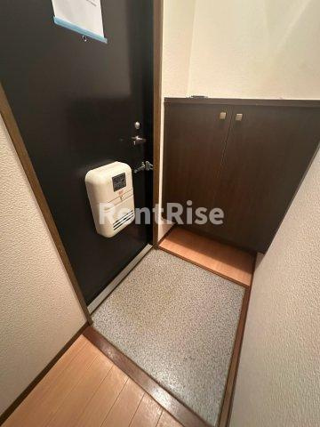 ハートホームいまいせの玄関