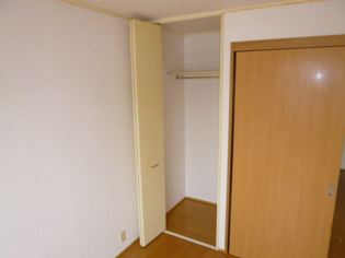 アルファ門戸の収納