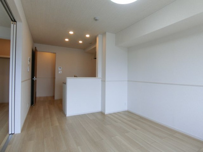 【居間・リビング】 | ヒカルサ岸和田畑町