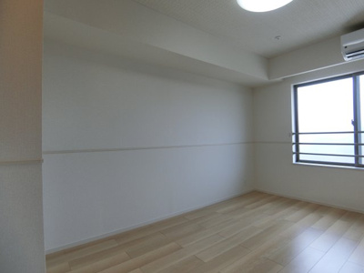 【洋室】 | ヒカルサ岸和田畑町
