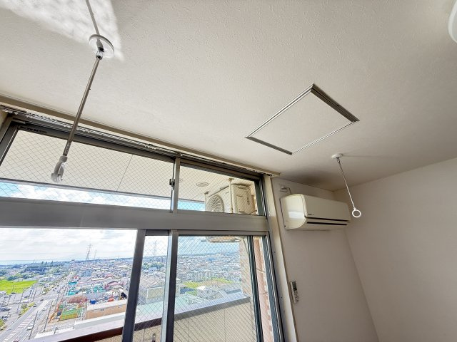 【設備】 | レジデンスカープ小山 | 室内物干し