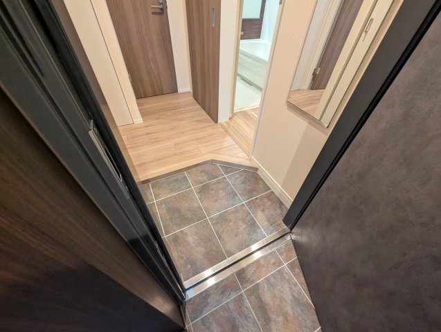 HEBEL　MAISON　学文殿の玄関