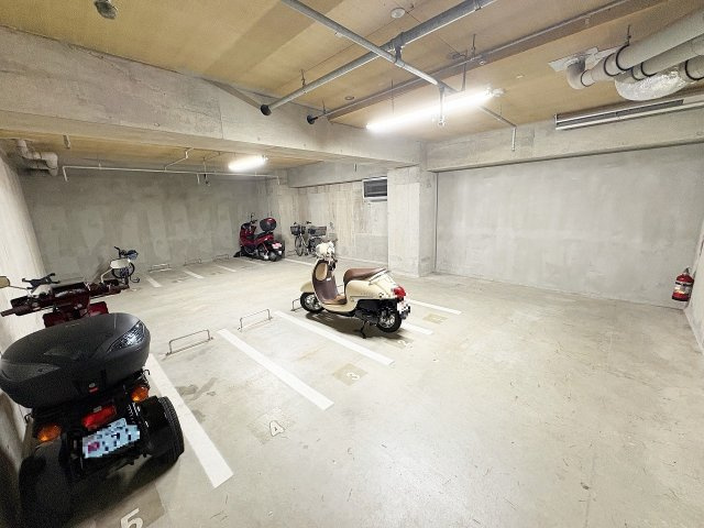 中古マンション　東急リゾートヴィラ熱海青翠の駐車場