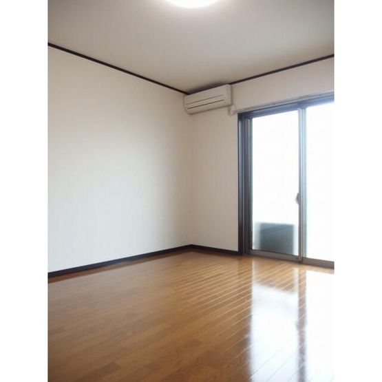 【寝室】