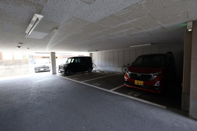 【駐車場】 | テイズメゾン
