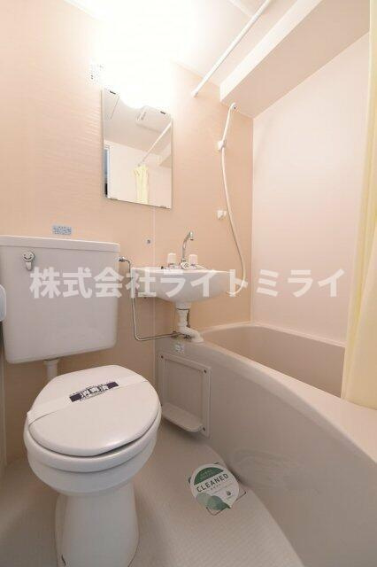 ラインビルド神楽坂の浴室