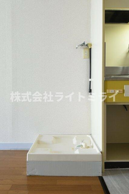 ラインビルド神楽坂の洗面所|室内洗濯機置場
