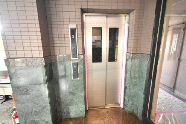 ロイヤルパレス東仙台のその他共用部分|エレベーター
