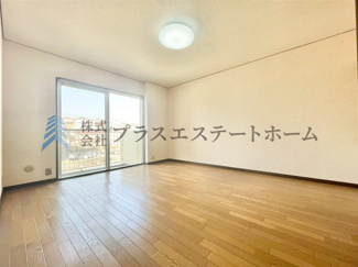 【洋室】 | 鈴蘭泉台第二ハウス1号棟 | 室内丁寧にお使いです♪