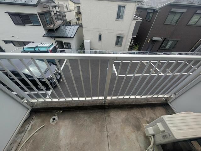 ジュネス鈴木のバルコニー