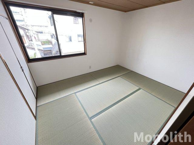 ハイツ井上の和室