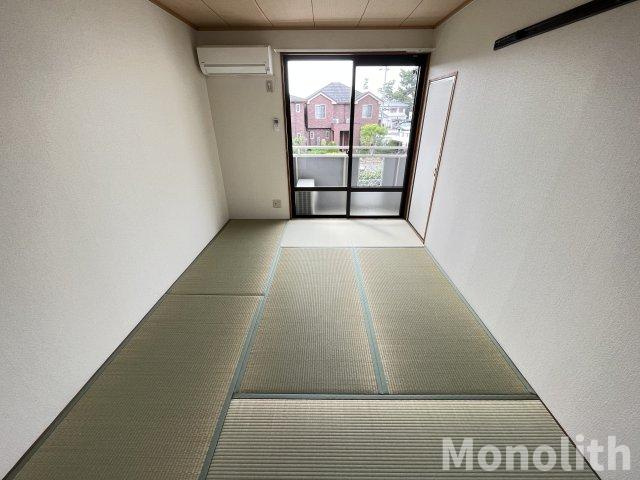 ハイツ井上の和室