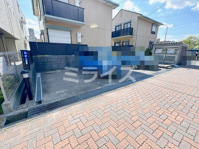 【駐車場】 | ファミーユ南が丘D棟