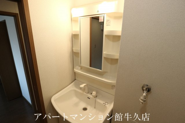 ヴィザージュの独立洗面台|洗面所