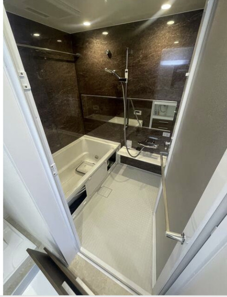THE BELUGA 世田谷 RESIDENCEの浴室