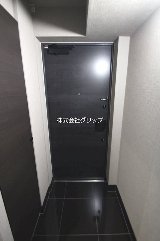 Le'a横濱山手壱番館の玄関