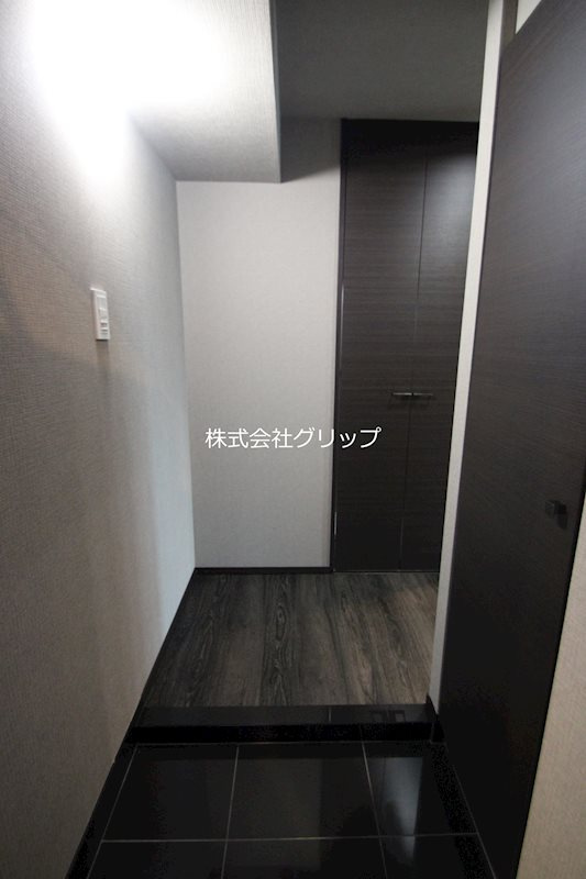 Le'a横濱山手壱番館の玄関