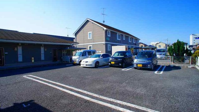 【駐車場】 | クーバーインウエストＥ | 駐車場です