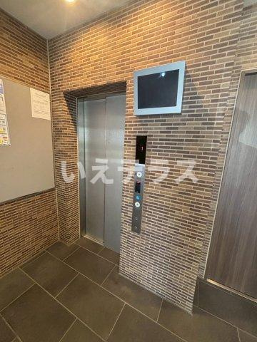 エステムコート神戸元町ヒルズのエントランス