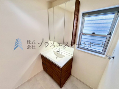 【独立洗面台】 | 垂水区つつじが丘2丁目戸建 | 洗面ボウルも広くメイクの時間をより素敵に♪