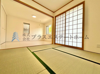 【和室】 | 垂水区つつじが丘2丁目戸建 | 1階の洋室と続き間の和室です♪