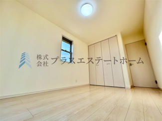 【洋室】 | 垂水区つつじが丘2丁目戸建 | 各居室にクローゼットがあります♪