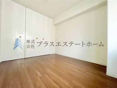 【洋室】 | コープ野村高取台 | シンプルな洋室でお部屋のコーディネートが楽しめます♪お好みのスタイルに彩ってお気に入りの空間に♪
